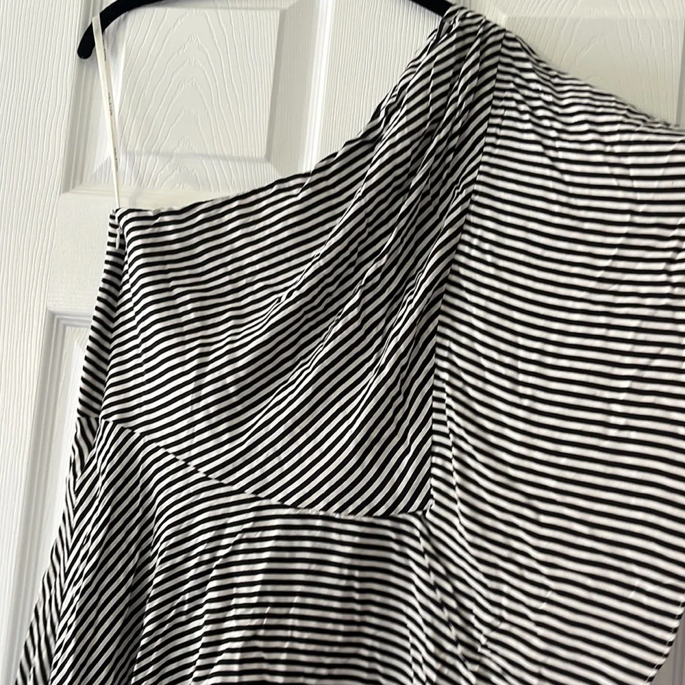 Halston Silk One Shoulder Top - Picture 10 of 16